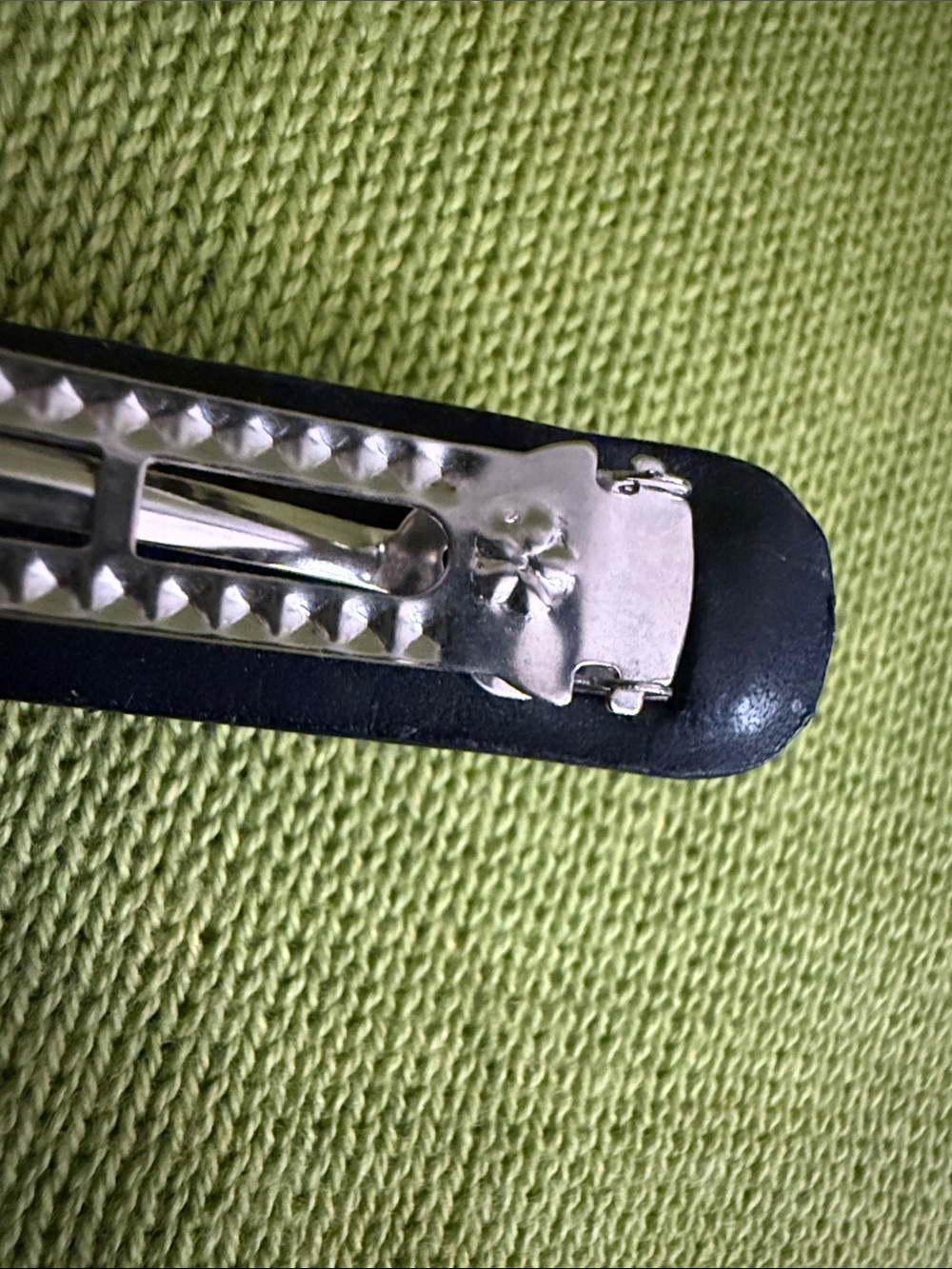 Brighton Hair Clip - Picture 4 of 5